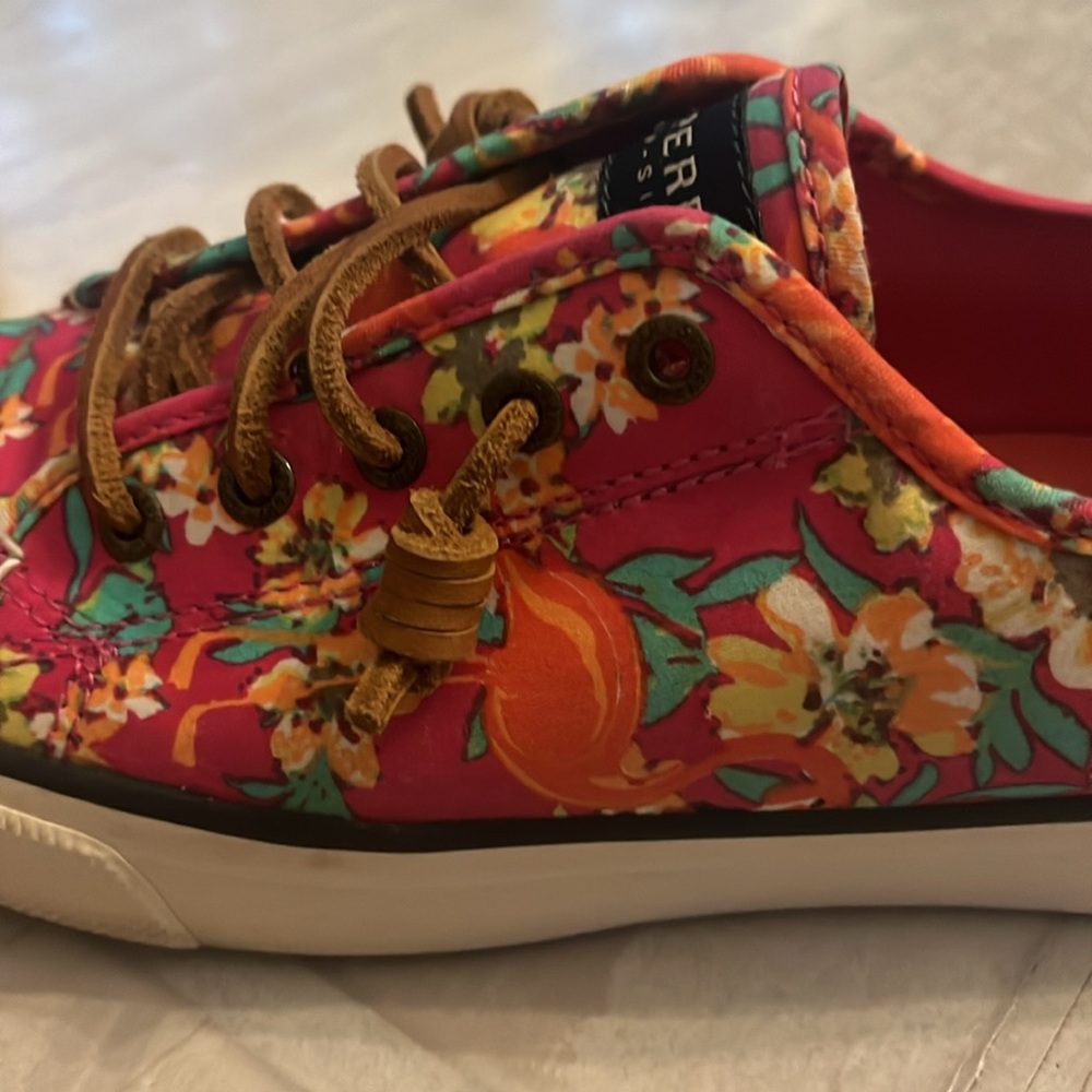 Pink floral Sperry - Picture 8 of 8